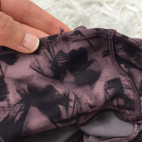 Lululemon In Movement Tight 25" *Everlux Mini Dusk - Picture 6 of 8